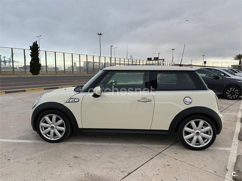 Käytetty Mini Cooper S 175 HP (128 kW) 2008 Valkoinen Viistoperä
