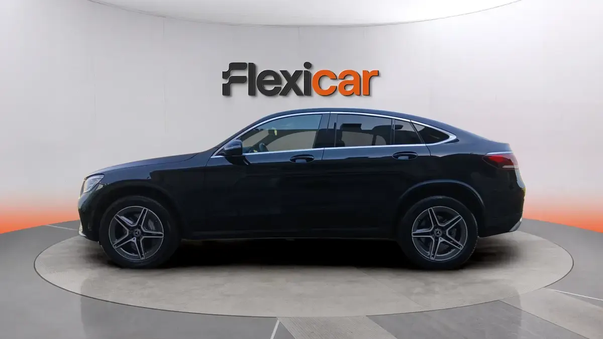 Usado Mercedes GLC300de 306 CV (225 kW) 2021 Negro Coupe
