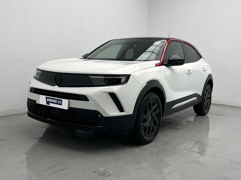 Usado Opel Mokka GS Line 130 CV (95 kW) 2022 Blanco SUV