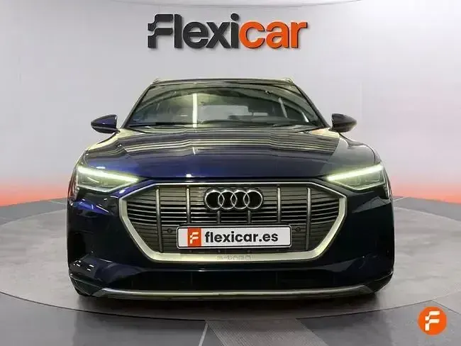 Usado Audi e-tron 300 kW (408 CV) 2022 Azul SUV