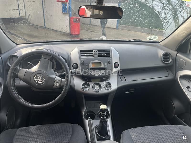 Usado Toyota RAV4 Executive 136 CV (100 kW) 2009 Negro SUV