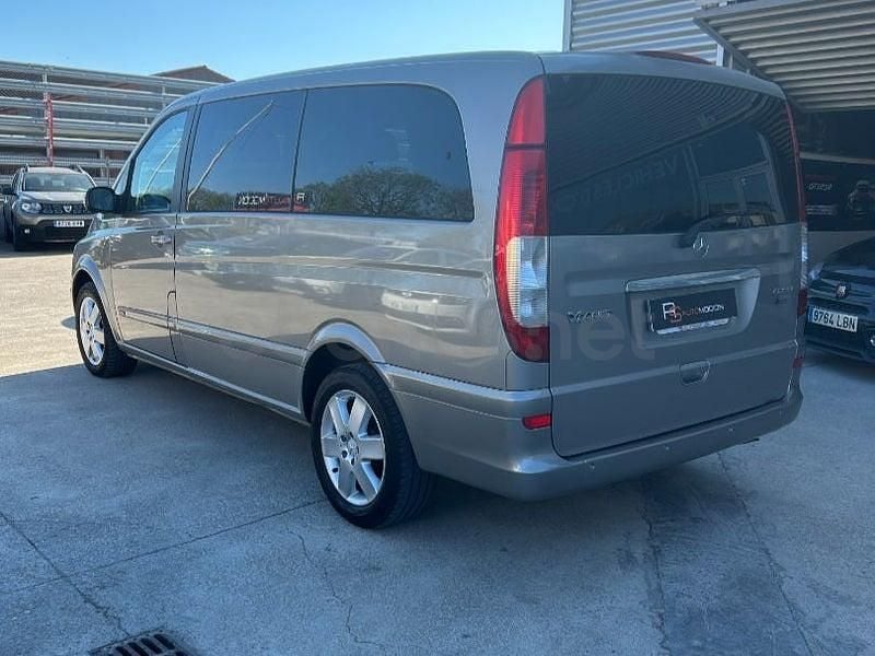 Usado Mercedes Viano 150 CV (110 kW) 2008 Beige Monovolumen