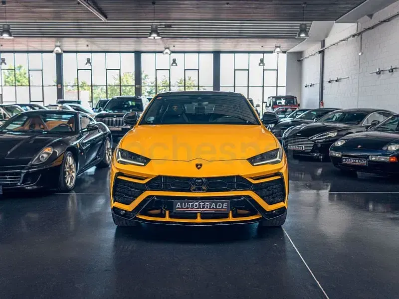 Usado Lamborghini Urus 666 CV (489 kW) 2019 Amarillo SUV