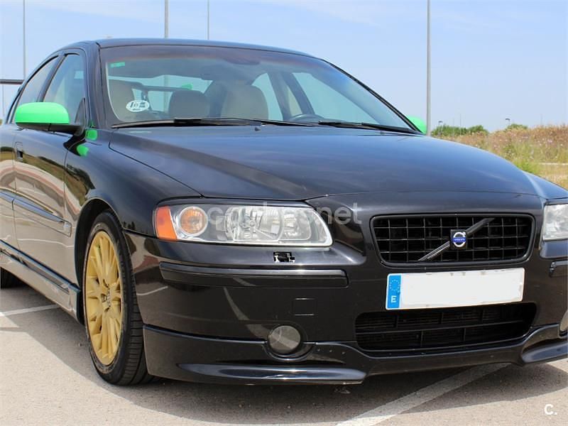 Usado Volvo S60 Momentum 163 CV (119 kW) 2006 Negro Berlina