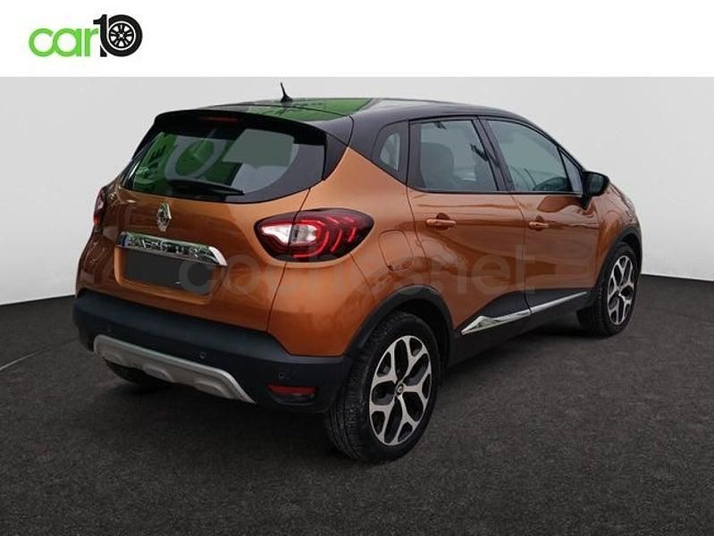 Usado Renault Captur Zen 90 HP (66 kW) 2018 Laranja SUV
