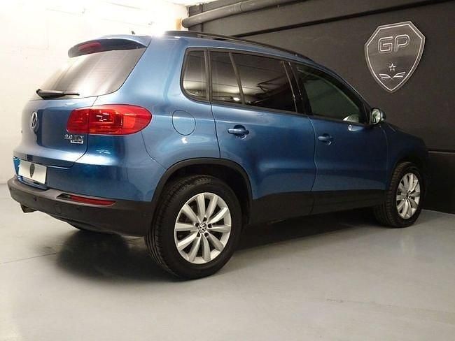 Usado VW Tiguan Advance 115 CV (84 kW) 2016 Azul SUV