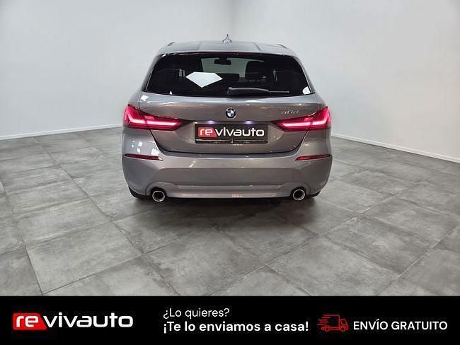 Usado BMW 118 150 CV (110 kW) 2022 Gris / plata Utilitario