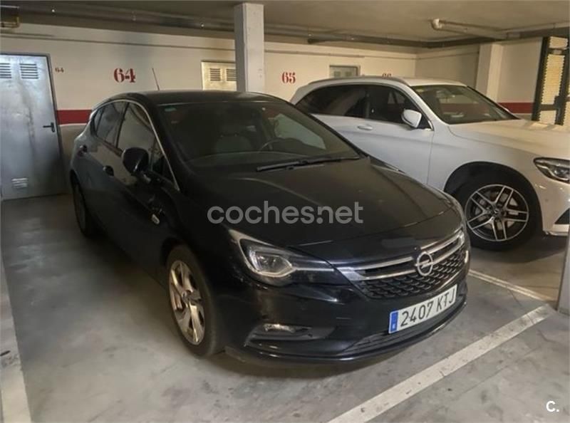 Negro Usado 2019 Opel Astra Dynamic Berlina | 10.500 € (Buen precio) - Imagen 1/4