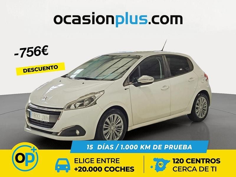 Blanco Usado 2017 Peugeot 208 Style Utilitario | 9444 € (Precio justo) - Imagen 1/4