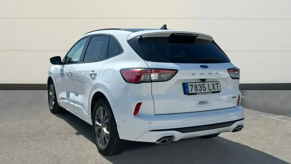 Begagnad Ford Kuga ST-Line X 190 HK (139 kW) 2022 Vit SUV