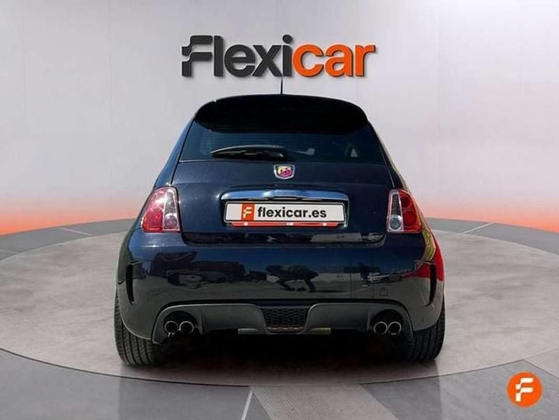 Usado Abarth 595 140 CV (102 kW) 2016 Negro Utilitario