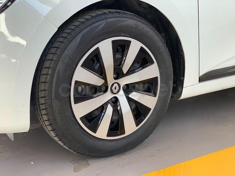 Usado Renault Clio V Equilibre 100 CV (73 kW) 2022 Blanco Berlina
