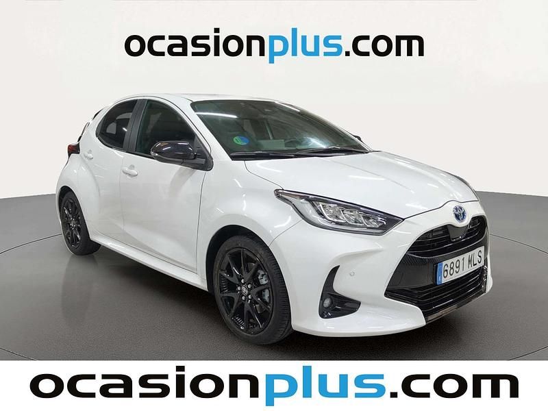 Usado Toyota Yaris Hybrid Plus 116 CV (85 kW) 2023 Blanco Utilitario