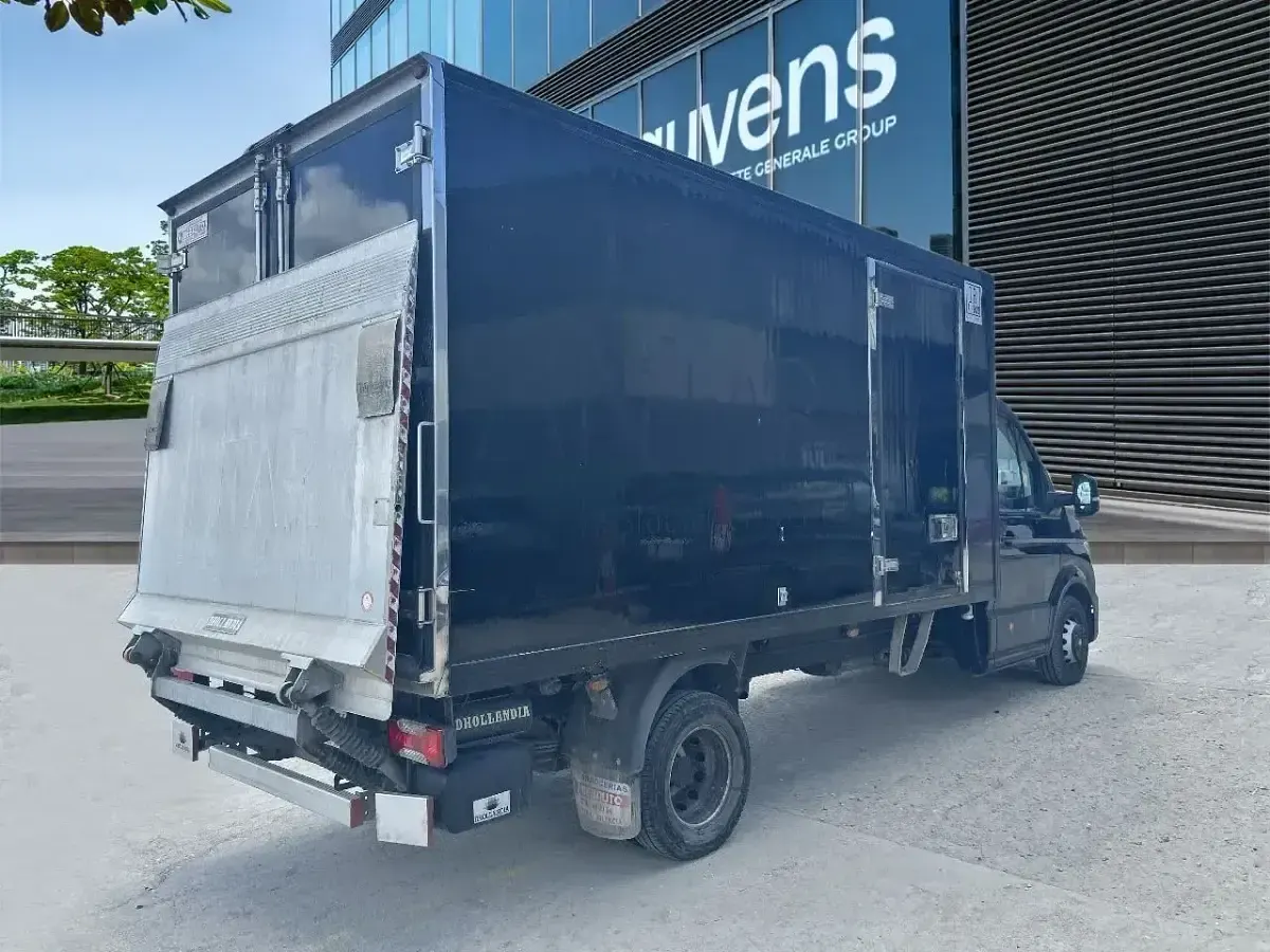Usado VW Crafter 177 CV (130 kW) 2019 Negro Van