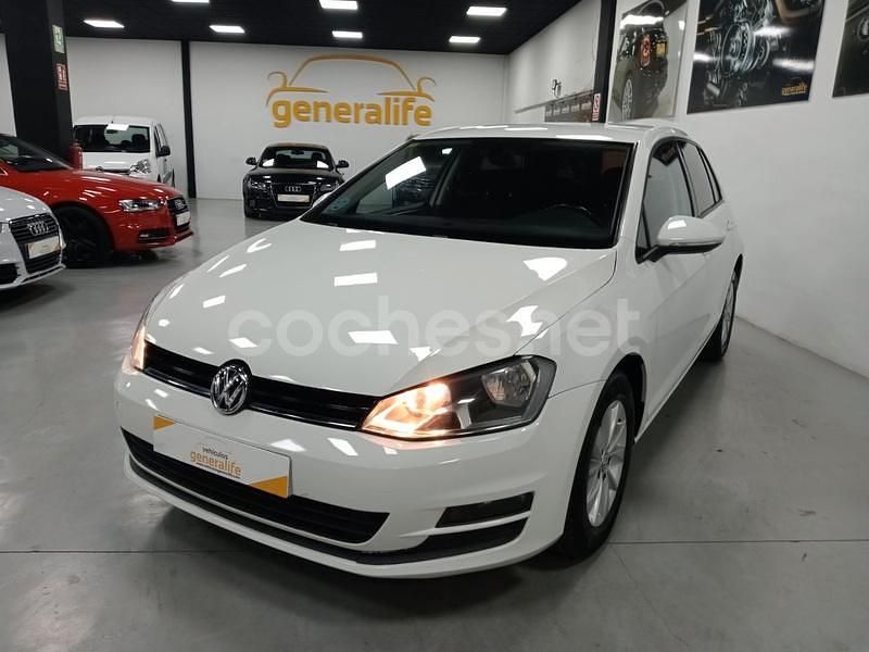 Usado VW Golf VII Advance 110 CV (80 kW) 2016 Blanco Berlina