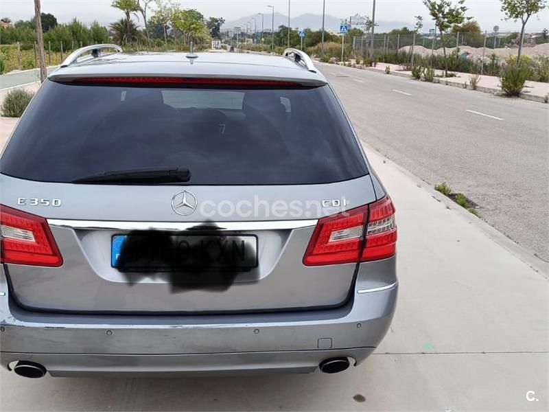 Usado Mercedes E350 Elegance 231 CV (169 kW) 2010 Gris / plata Familiar