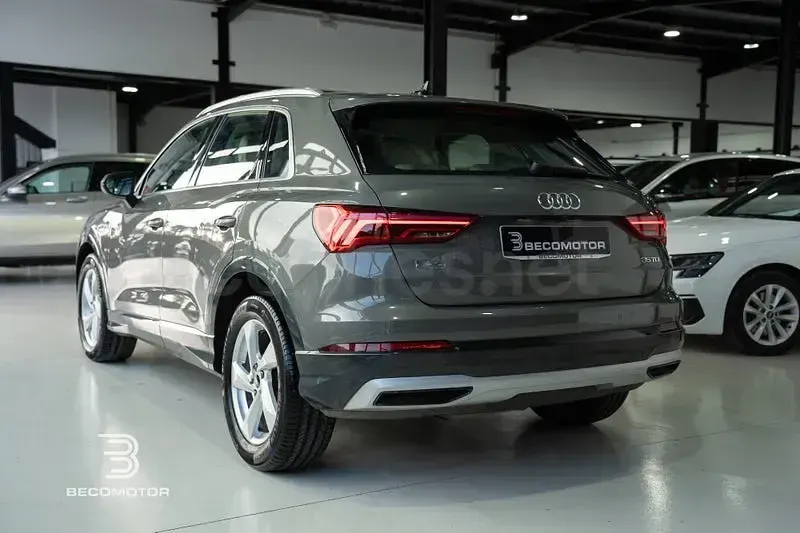 Usado Audi Q3 150 CV (110 kW) 2022 Verde SUV