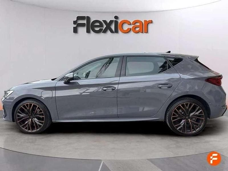 Usado Cupra Leon 245 CV (180 kW) 2020 Gris Berlina