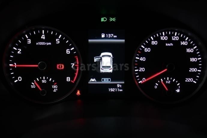 Usado Kia Rio 100 CV (73 kW) 2023 Blanco Berlina