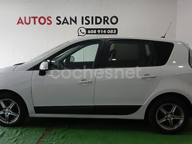 Blanco Usado 2012 Renault Grand Scénic III Dynamique Monovolumen | 5450 € (Buen precio) - Imagen 1/4