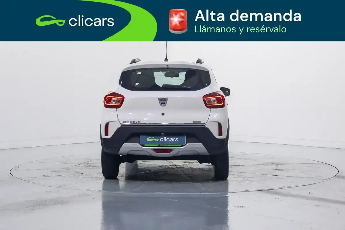 Usado Dacia Spring Comfort 33 kW (45 CV) 2021 Blanco Utilitario