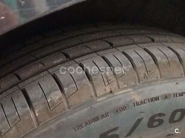 Usado Renault Scénic III Dynamique 130 CV (95 kW) 2011 Gris / plata Monovolumen