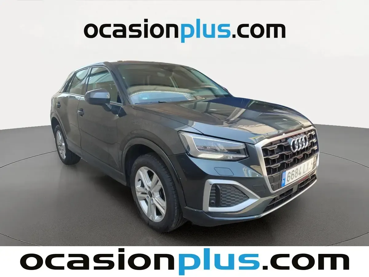 Usado Audi Q2 Advanced Plus 150 CV (110 kW) 2022 Gris SUV