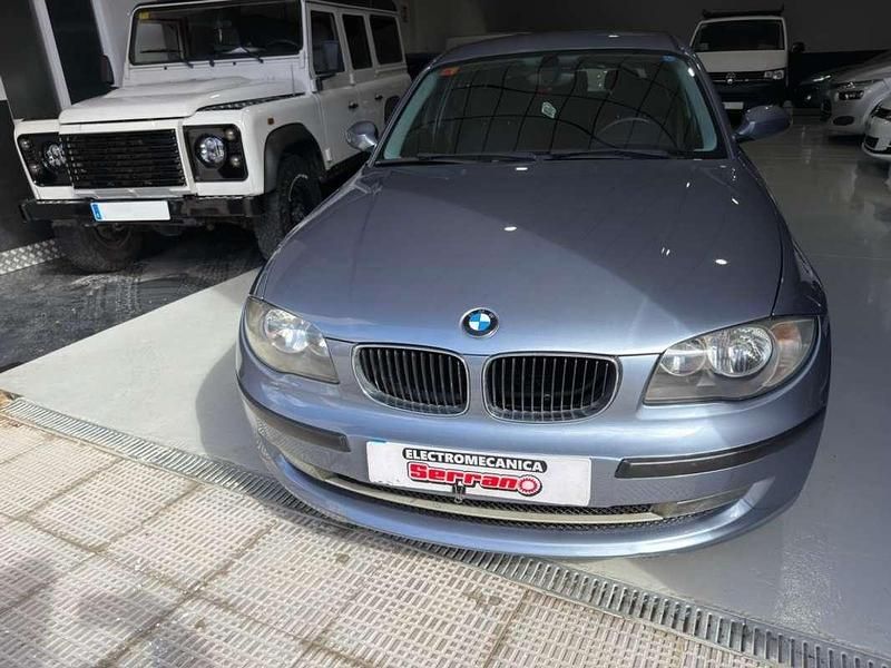 Usado BMW 116 116 CV (85 kW) 2007 Gris Utilitario