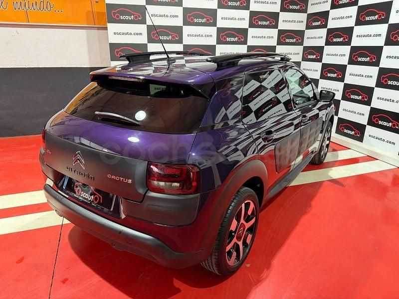 Usado Citroën C4 Shine 100 CV (73 kW) 2016 Granate Berlina