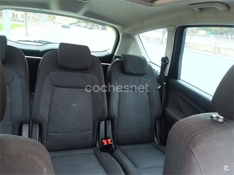Usado Ford S-MAX Titanium 140 CV (102 kW) 2006 Gris / plata Monovolumen