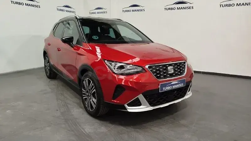 Usado Seat Arona Xperience 115 CV (84 kW) 2025 Rojo SUV