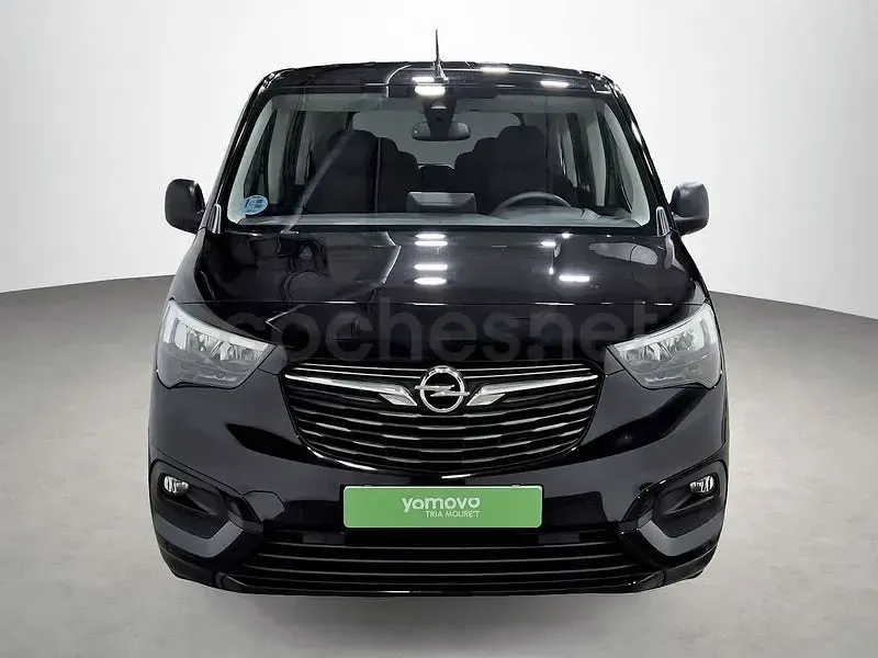 Usado Opel Combo Life 102 CV (75 kW) 2022 Negro Monovolumen