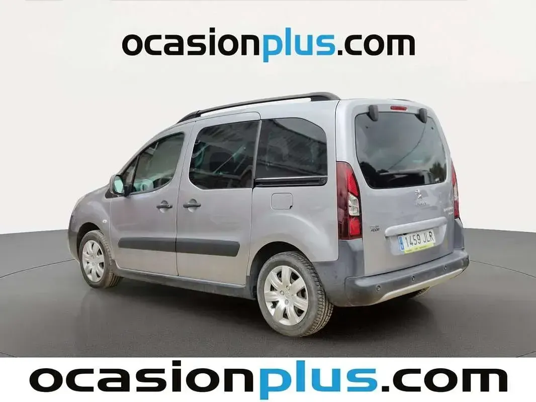 Usado Peugeot TePee Outdoor 100 CV (73 kW) 2016 Gris Van