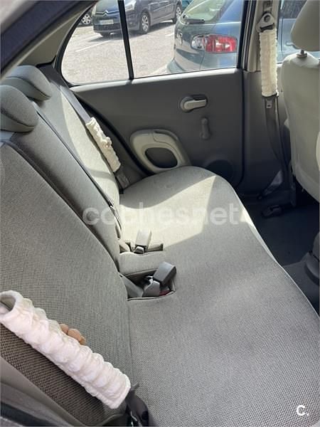 Usado Nissan Micra Visia 65 CV (47 kW) 2004 Gris / plata Utilitario