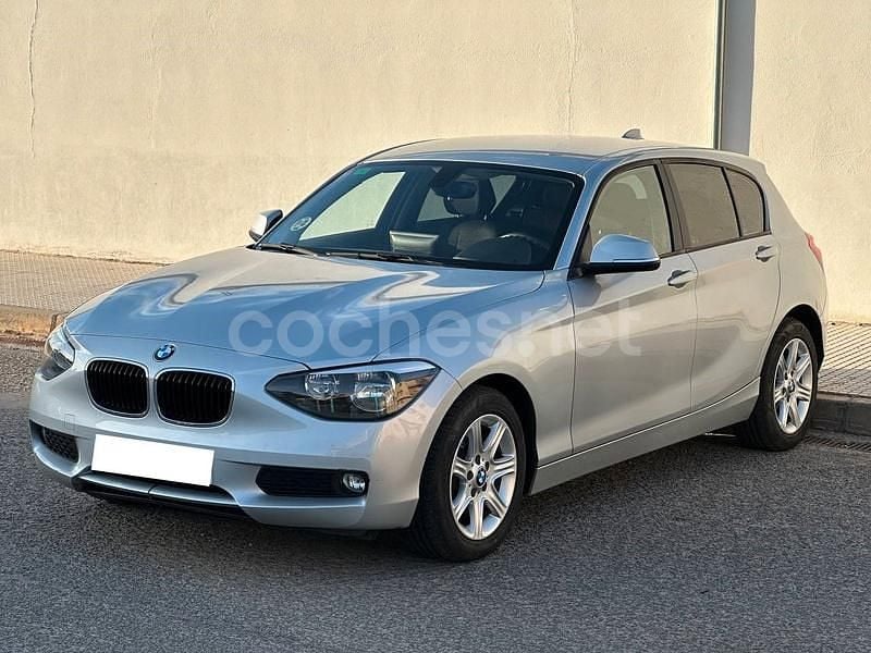 Usado BMW 118 143 CV (105 kW) 2014 Gris / plata Utilitario