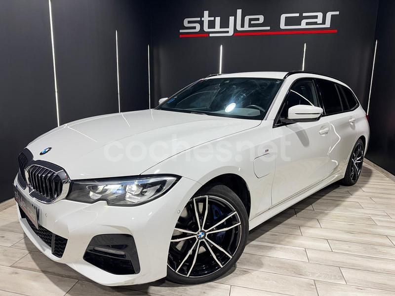 Usado BMW 330e 292 CV (214 kW) 2021 Blanco Familiar