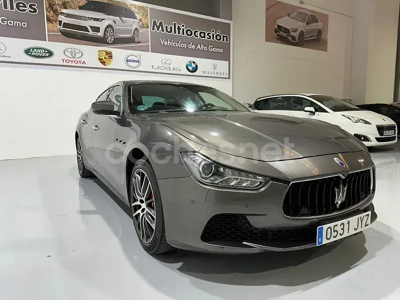 Usado Maserati Ghibli 350 CV (257 kW) 2017 Gris / plata Berlina
