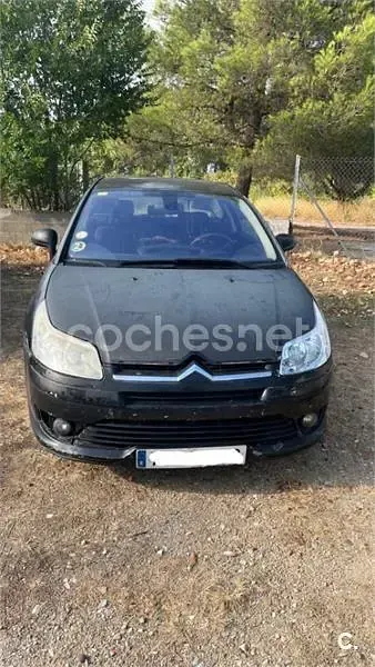 Usado Citroën C4 110 CV (80 kW) 2006 Negro Berlina
