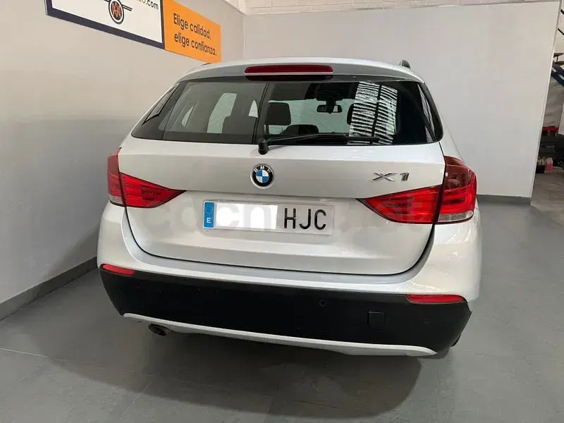 Usado BMW X1 143 CV (105 kW) 2012 Gris SUV