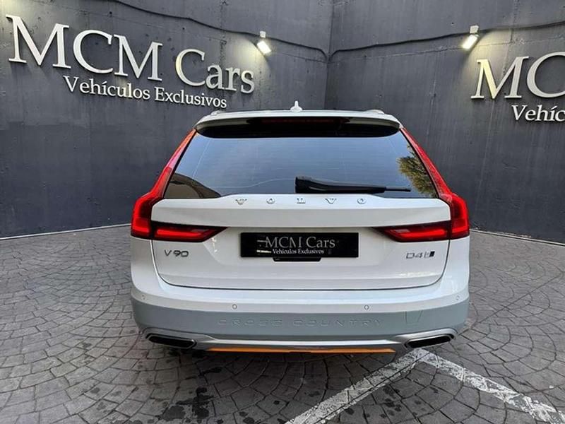 Usado Volvo V90 CC 190 CV (139 kW) 2018 Blanco Familiar