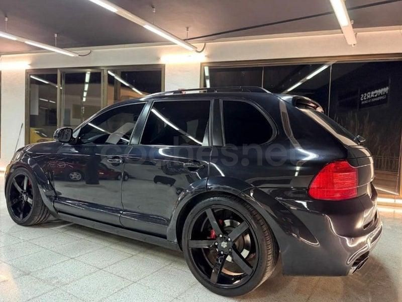 Usado Porsche Cayenne Turbo 450 CV (330 kW) 2005 Negro SUV