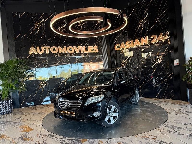 Usado Toyota RAV4 150 CV (110 kW) 2012 Negro SUV