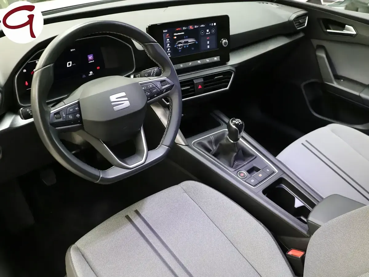 Usado Seat Leon Style 115 CV (84 kW) 2021 Blanco Berlina