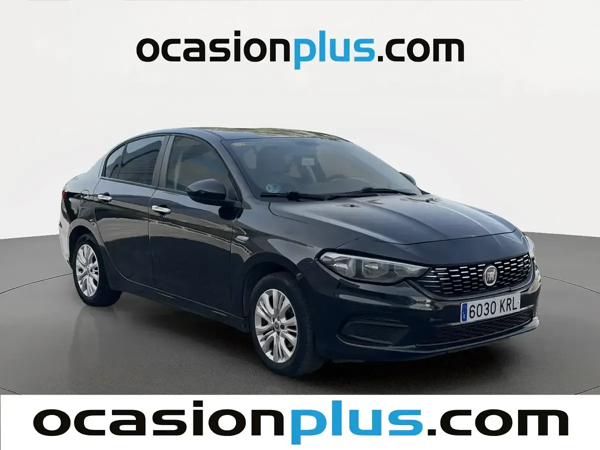 Usado Fiat Tipo Easy 120 CV (88 kW) 2018 Negro Berlina