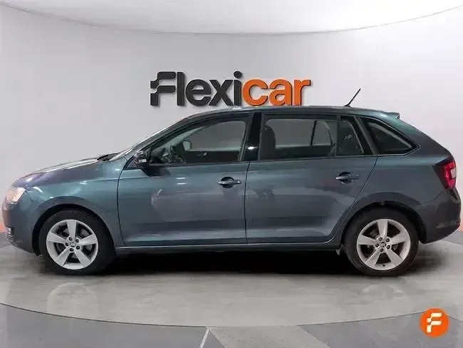 Usado Skoda Rapid Ambition 110 CV (80 kW) 2018 Gris Utilitario