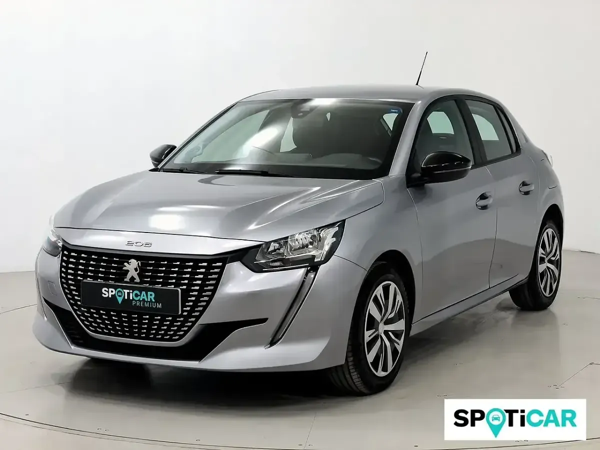 Usado Peugeot 208 Active 75 CV (55 kW) 2023 Gris Utilitario