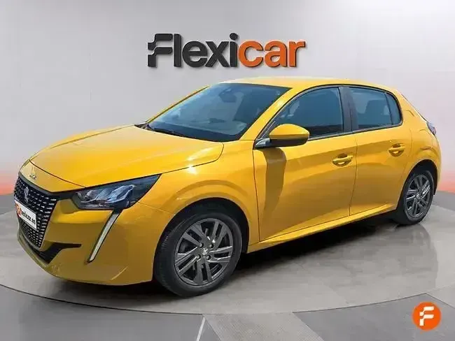 Usado Peugeot 208 Allure 100 CV (73 kW) 2021 Amarillo Utilitario