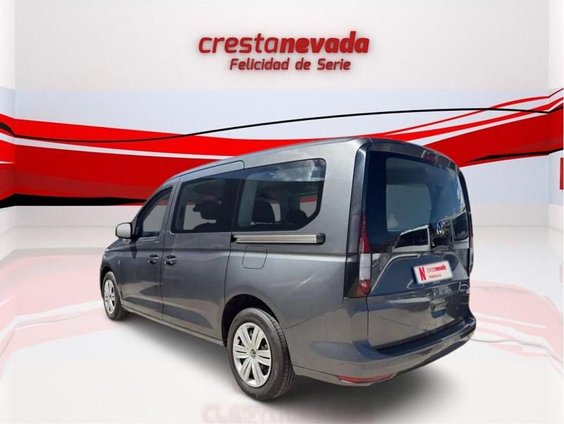 Usado VW Caddy Maxi 116 CV (85 kW) 2025 Gris Monovolumen