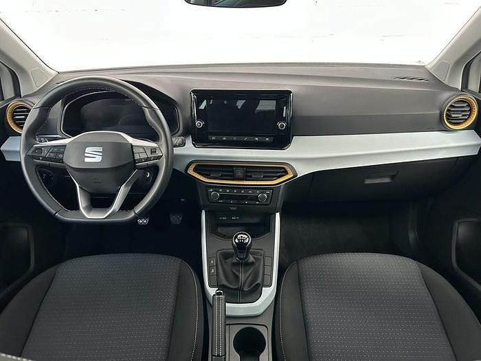 Usado Seat Arona Style 115 CV (84 kW) 2025 Gris SUV