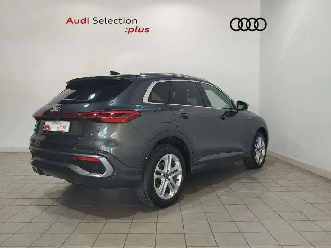 Usado Audi Q5 S-Line 204 CV (150 kW) 2025 Gris SUV